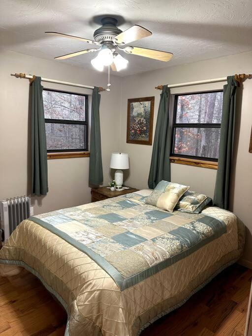 Private Cozy Cabin In The Woods With Great View Murphy Luaran gambar